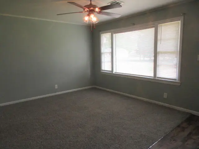 706 Admiral Trussler Boulevard, Miami, OK 74354 - #2