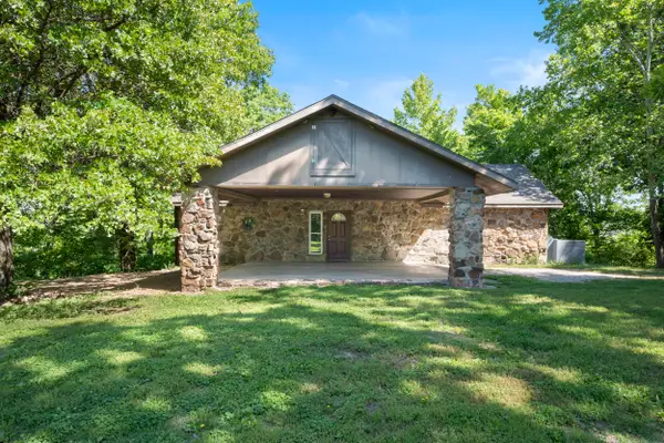 64000 E 56 Road, Quapaw, OK 74363