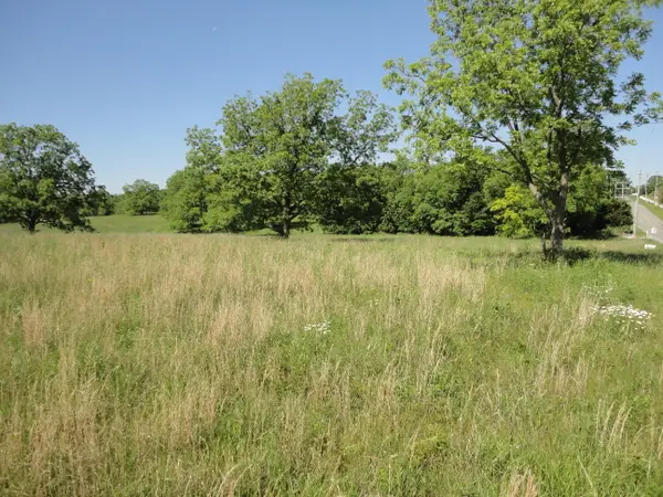 62119 E 270 Road, Grove, OK 74344