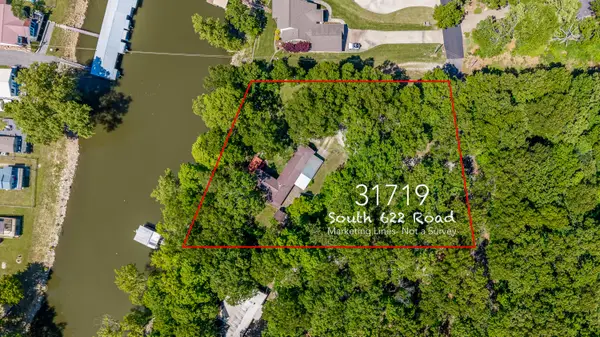 31719 S 622 Road, Grove, OK 74344