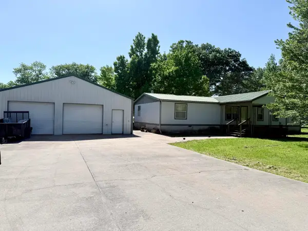 25131 S 604 Road, Grove, OK 74344