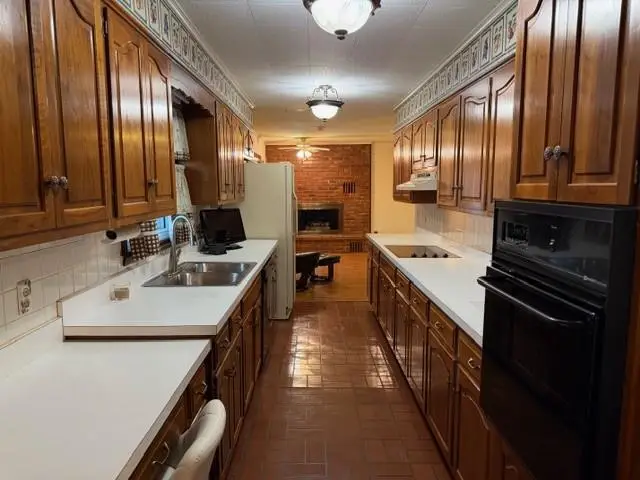 100 N Lincoln Street, Erie, KS 66733 - Image #2