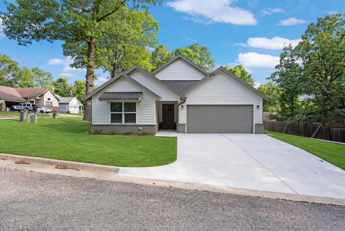 1312 Hummingbird Lane, Grove, OK 74344 - #1