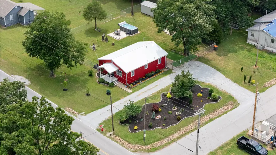 300 Lake Road 3, Grove, OK 74344 - #2