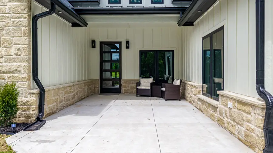 56107 E 300 Road, Afton, OK 74331 - #2