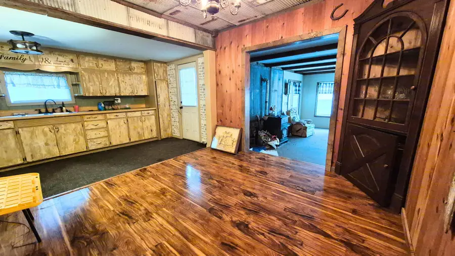 67401 E 160 Road, Wyandotte, OK 74370 - #3