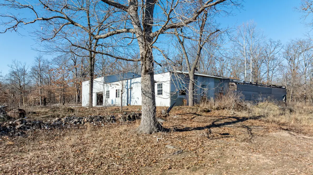 62400 E 220 Road, Fairland, OK 74343 - #1