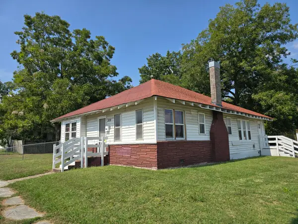 309 3rd Avenue, Miami, OK 74354