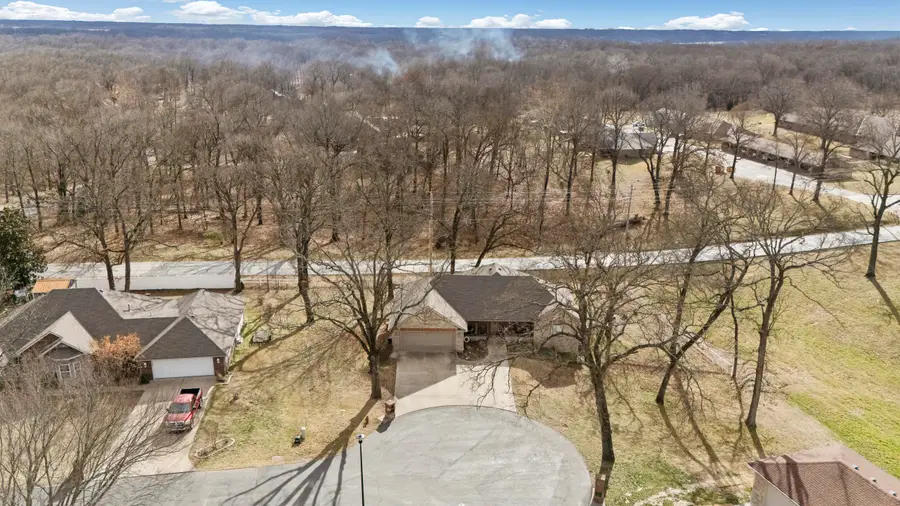 2850 Harber Oaks Loop, Grove, OK 74344 - Image #2