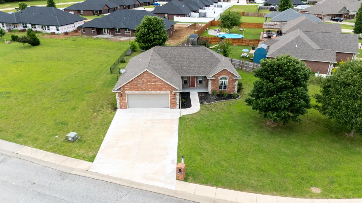 1611 St Joseph Drive, Grove, OK 74344 - #1