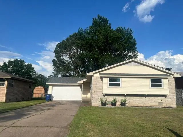 1308 Park Heights Street, Miami, OK 74354 - #3