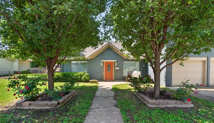 515 W Delaware Avenue, Vinita, OK 74301 - #2