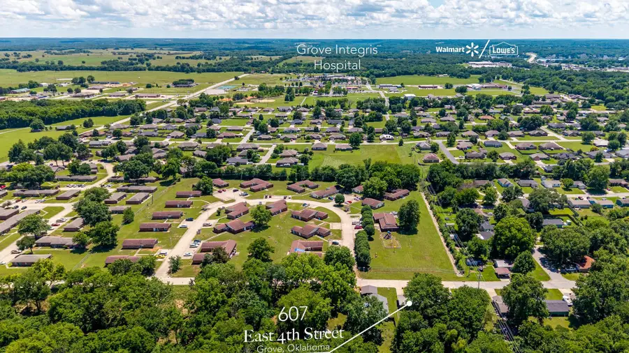 607 E 4th Place, Grove, OK 74344 - #3