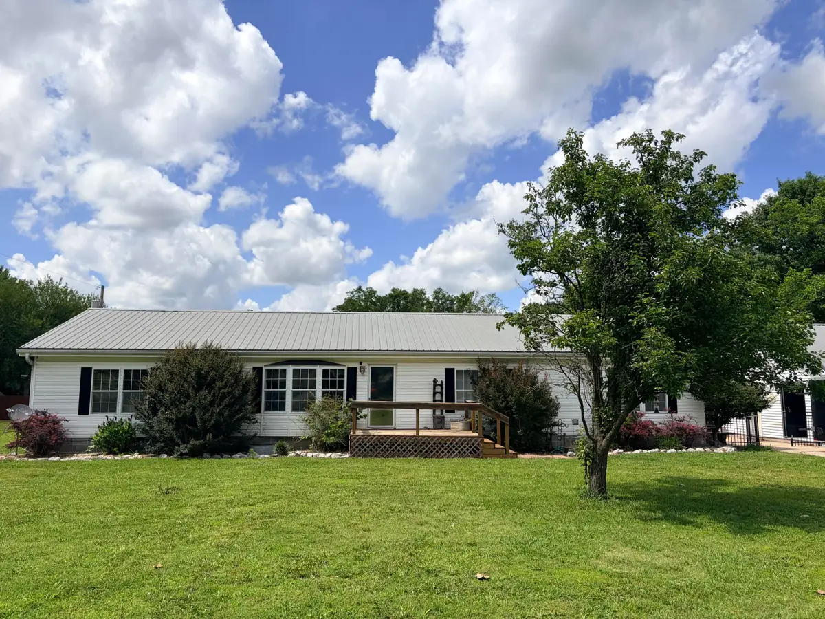 20 E Washington Avenue, Fairland, OK 74343 - #1