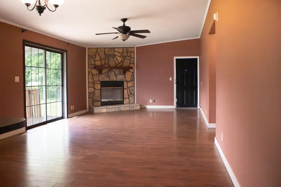 20 E Washington Avenue, Fairland, OK 74343 - #2