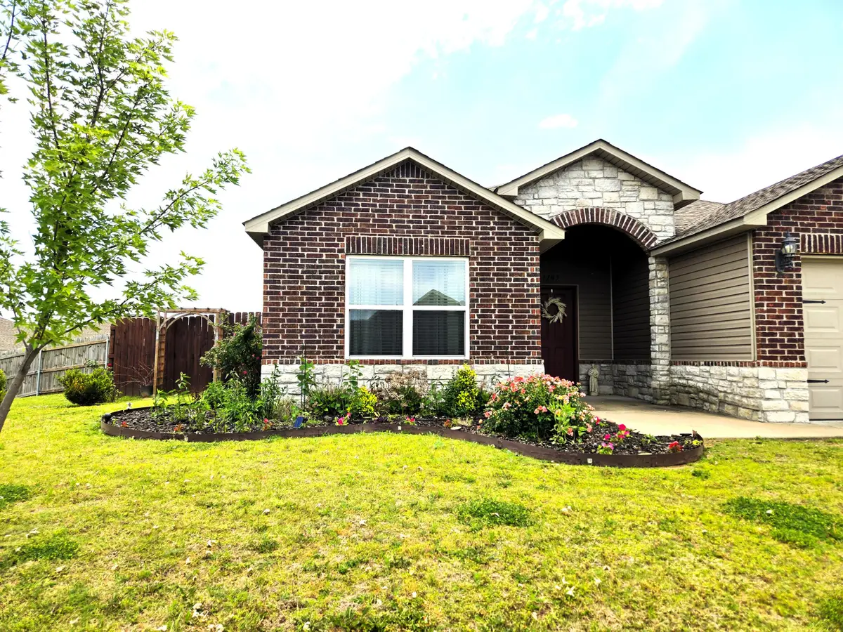 1203 S Missouri Avenue, Claremore, OK 74019 - #1