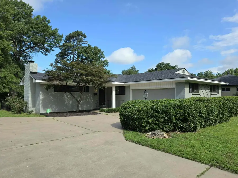 1007 Mckinley Boulevard, Miami, OK 74354 - #2