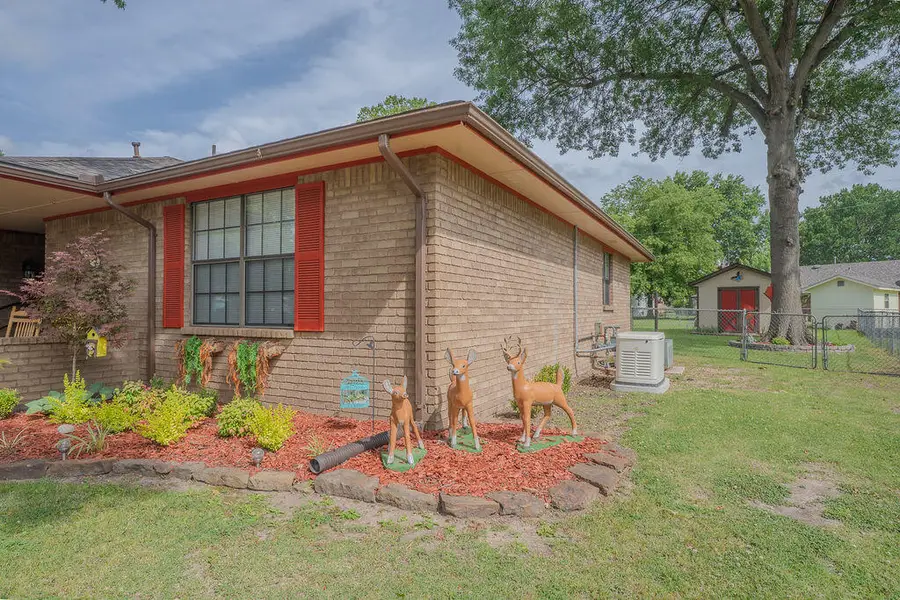 1320 Maple Drive, Miami, OK 74354 - #3