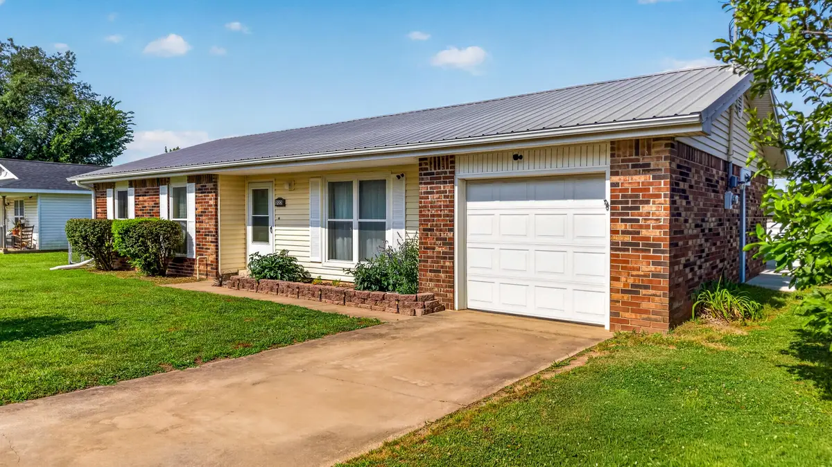 2122 P Street, Miami, OK 74354 - #1