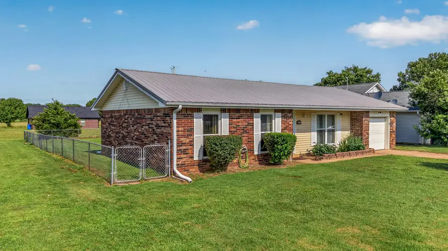 2122 P Street, Miami, OK 74354 - #3