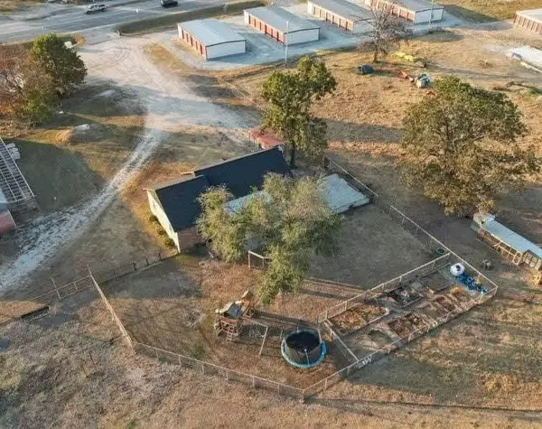 2225 S Main Street, Jay, OK 74346
