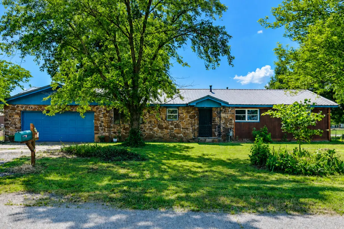101 N Maple Street, Quapaw, OK 74363 - #1