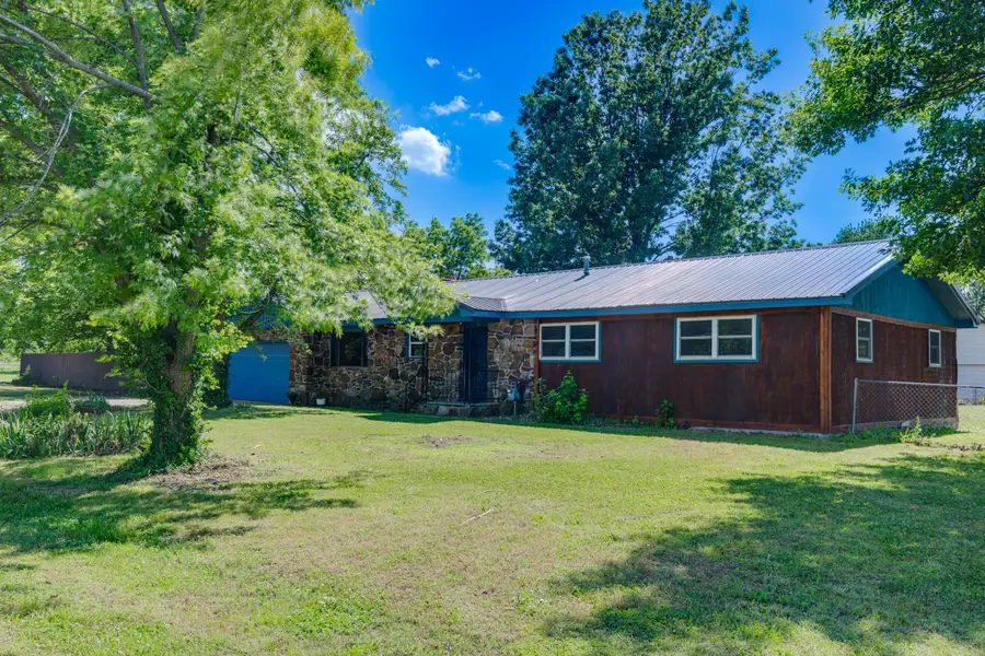 101 N Maple Street, Quapaw, OK 74363 - #3