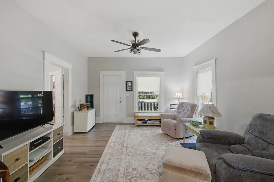 208 F Street, Miami, OK 74354 - #2