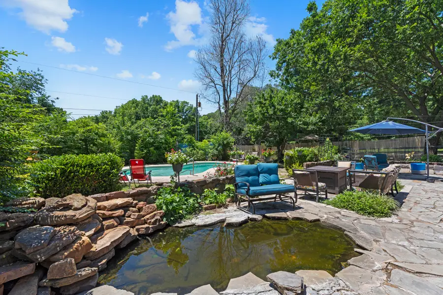1010 S Sycamore Drive, Grove, OK 74344 - #3
