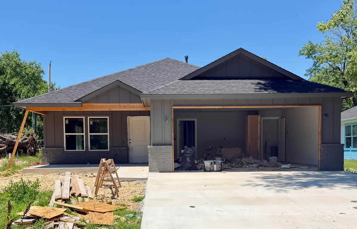 1032 S Cherokee Street, Grove, OK 74344 - #1