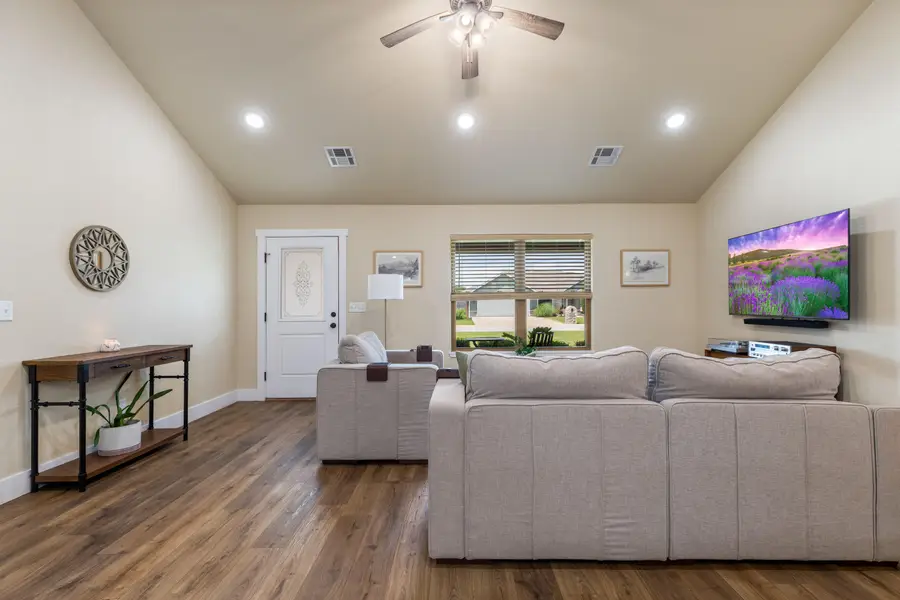 1031 Village Drive, Grove, OK 74344 - #2