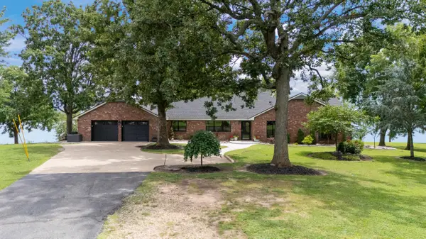61421 E 278 Road, Grove, OK 74344