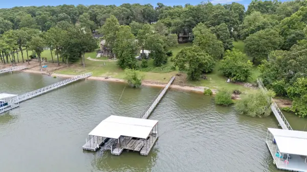 24991 S 638 Road, Grove, OK 74344