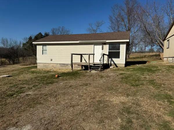 64380 E 327 Road, Grove, OK 74344