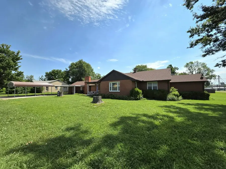 582 S Curtis Street, Welch, OK 74369 - #2