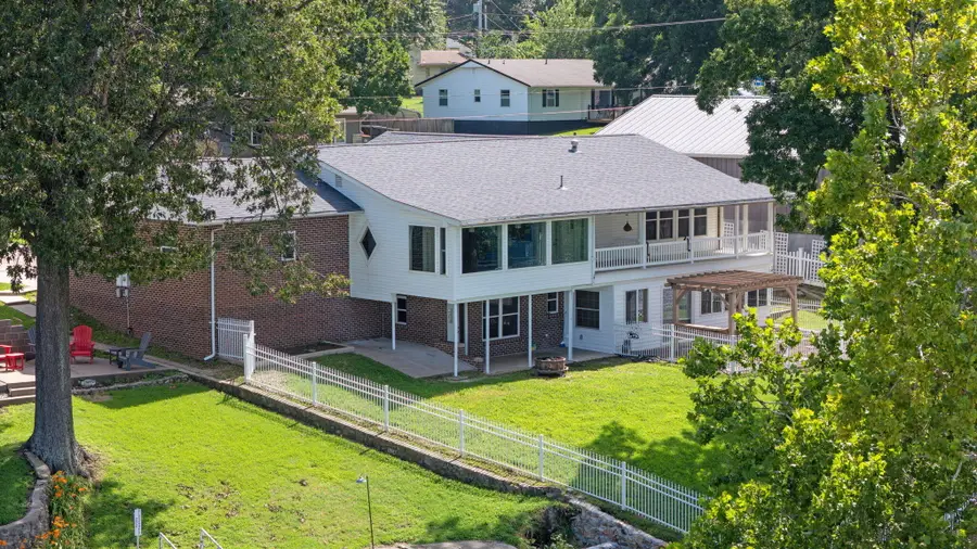 1020 Red Bud Drive, Grove, OK 74344 - #2