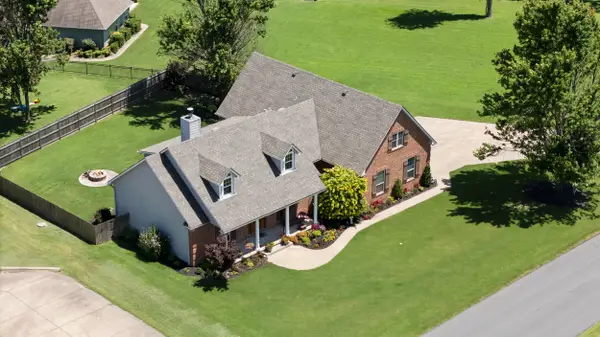 4975 Lake Breeze Road, Grove, OK 74344
