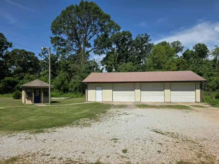 10401 S 652 Road, Miami, OK 74354 - #2