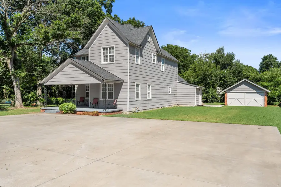 528 N Foreman Street, Vinita, OK 74301 - #3