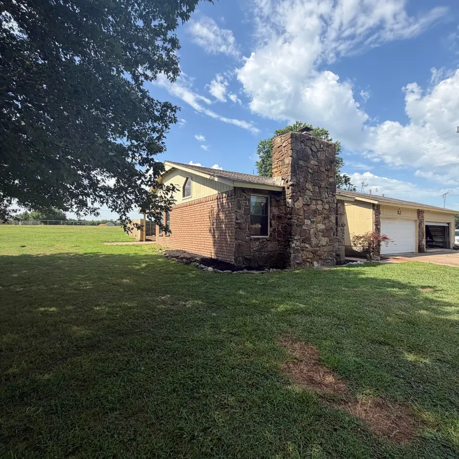 9997 S 593 Road, Miami, OK 74354 - #2