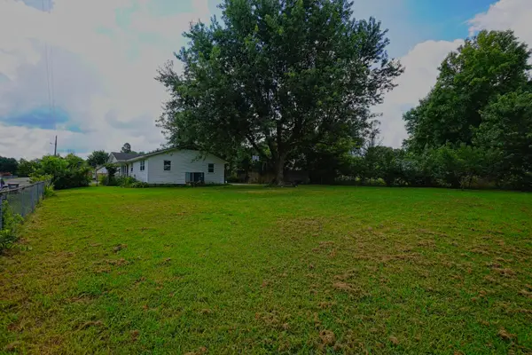 926 W Redbud Street, Jay, OK 74346