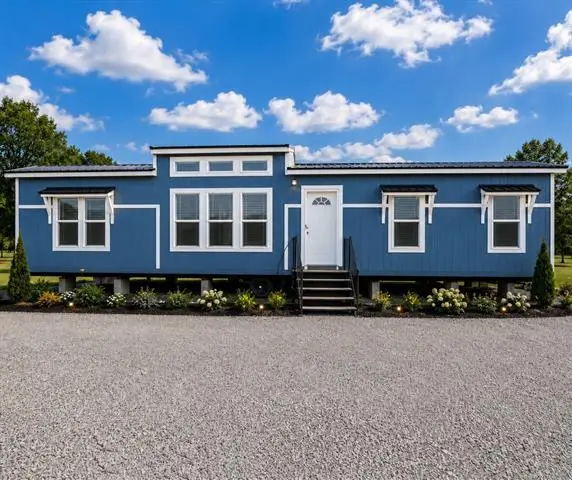 102 Summerbreeze Lane, Monkey Island, OK 74331