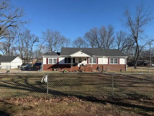 1117 S Mill Street, Grove, OK 74344 - Image #1