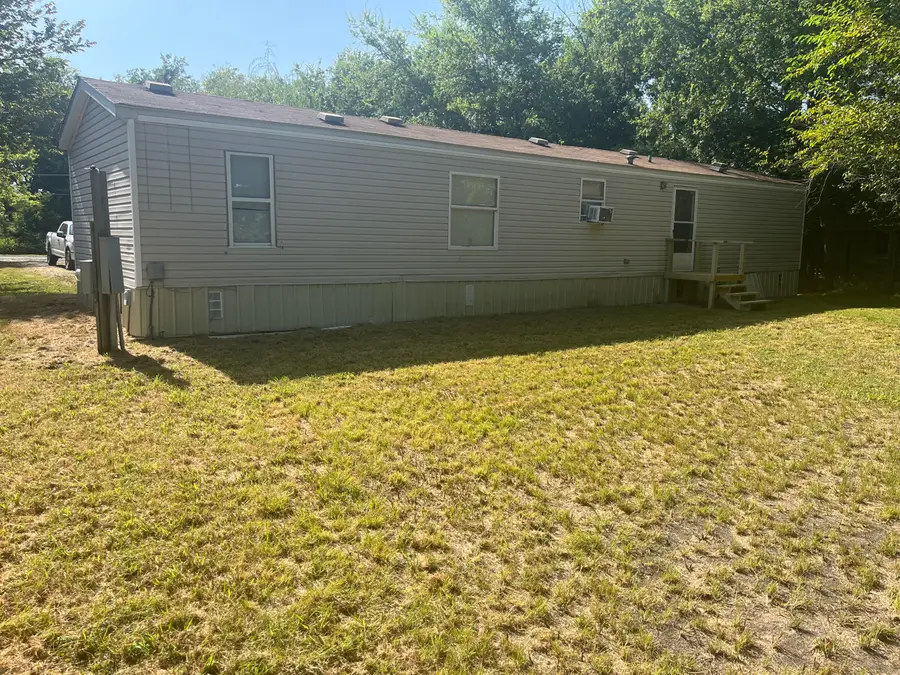 206 S West Street, Strang, OK 74367 - #3