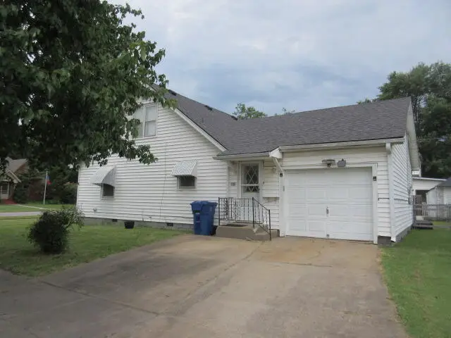 302 A Street, Miami, OK 74354 - #2