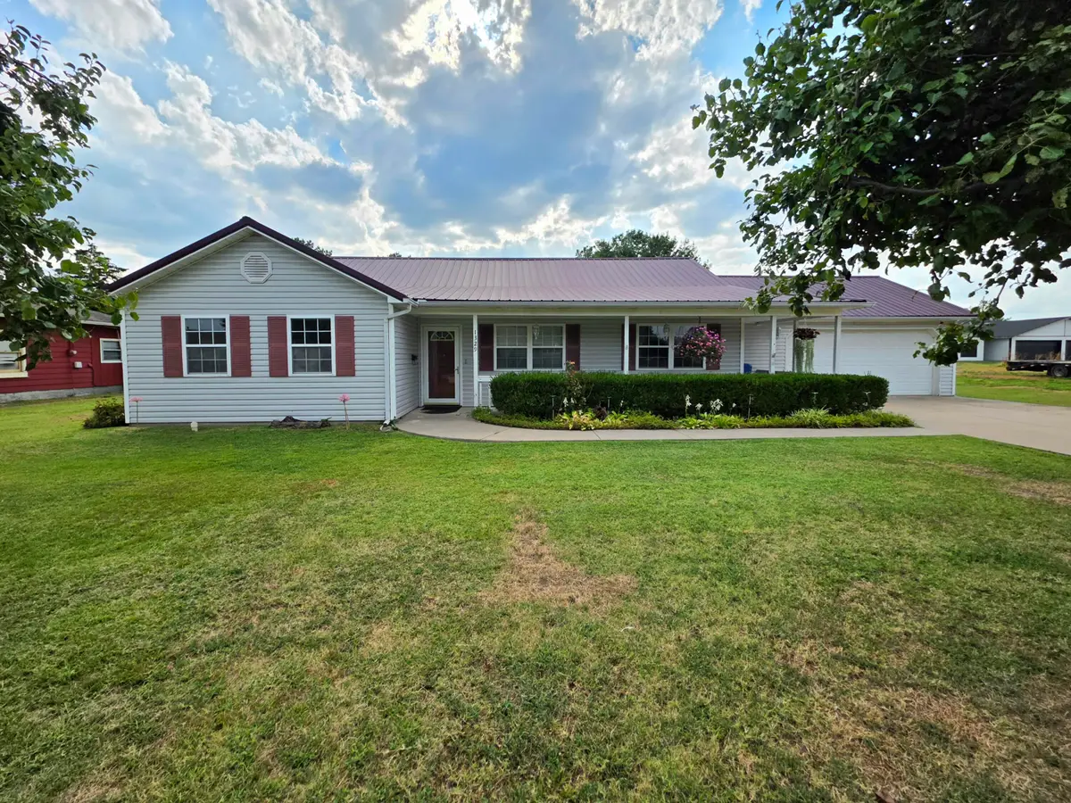 1329 B Street, Miami, OK 74354 - #1