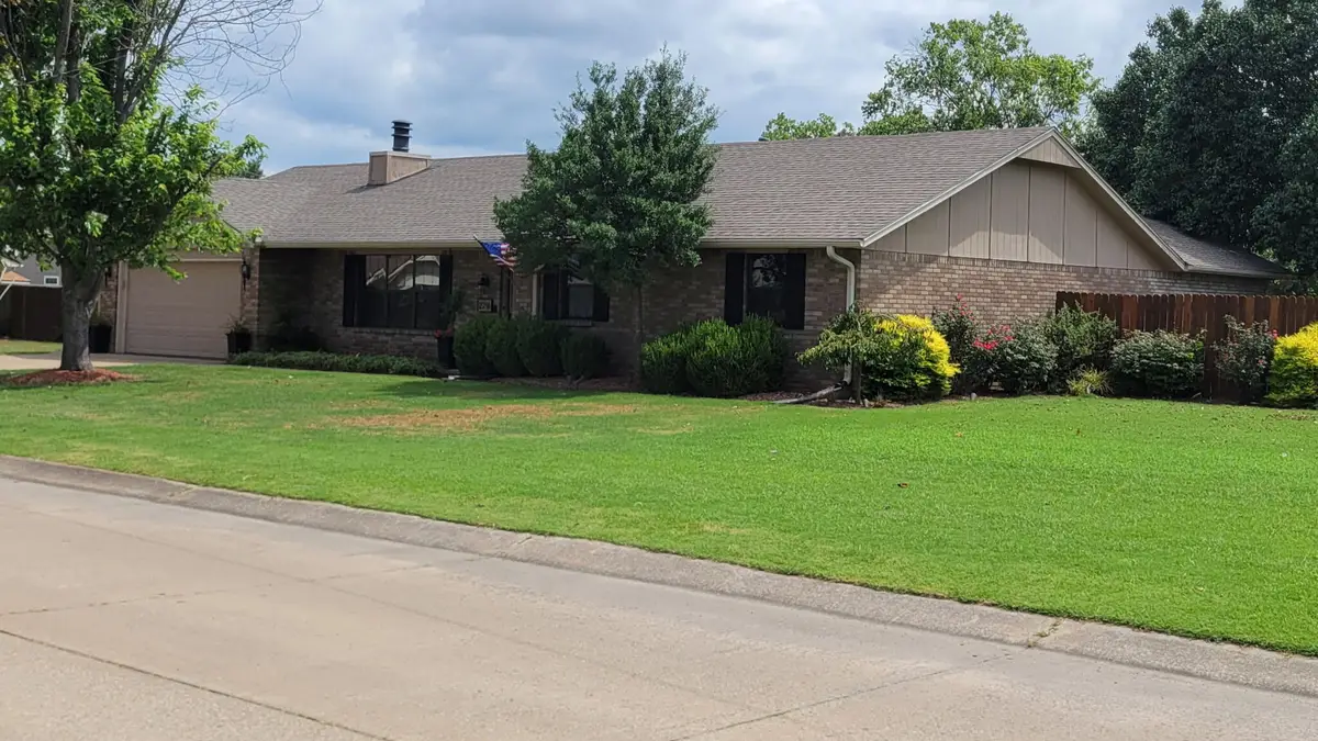 2216 Oak Lane, Miami, OK 74354 - #1