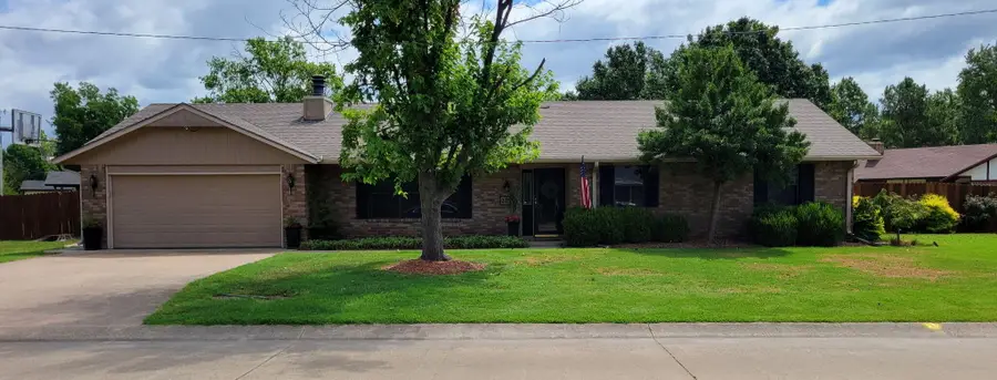 2216 Oak Lane, Miami, OK 74354 - #2