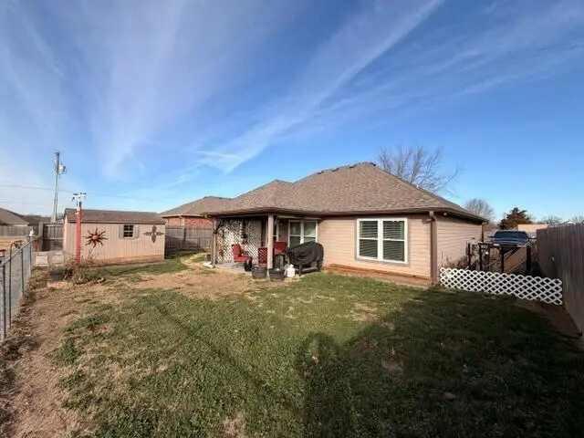 1506 W 11th, Grove, OK 74344 - Image #2