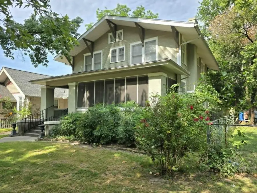 129 D St Nw, Miami, OK 74354 - #2